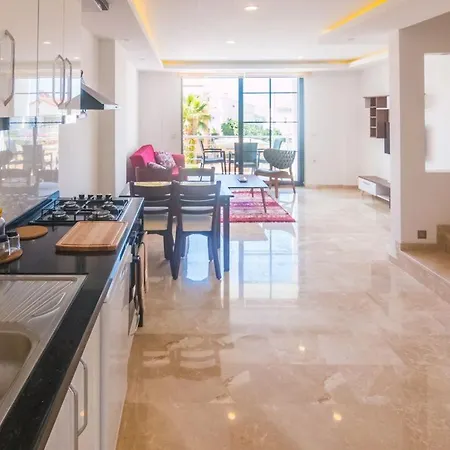Stone House Aparts Dublex 3+1 Mit Jakuzzi Kalkan No 6 Apartment *