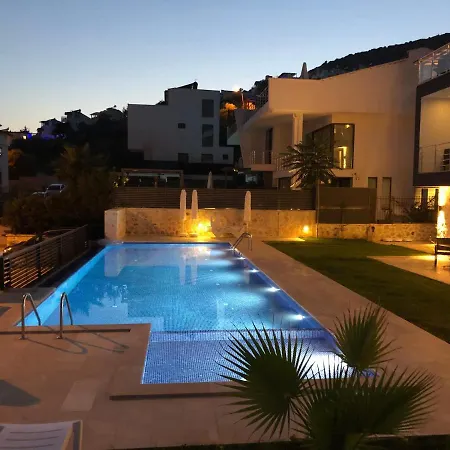 Stone House Aparts Dublex 3+1 Mit Jakuzzi Kalkan No 6 *