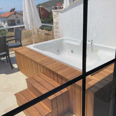 Stone House Aparts Dublex 3+1 Mit Jakuzzi Kalkan No 6 Apartment *