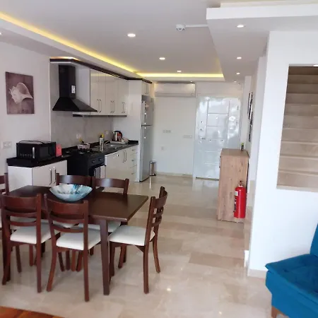 Stone House Aparts Dublex 3+1 Mit Jakuzzi Kalkan No 6 Apartment *